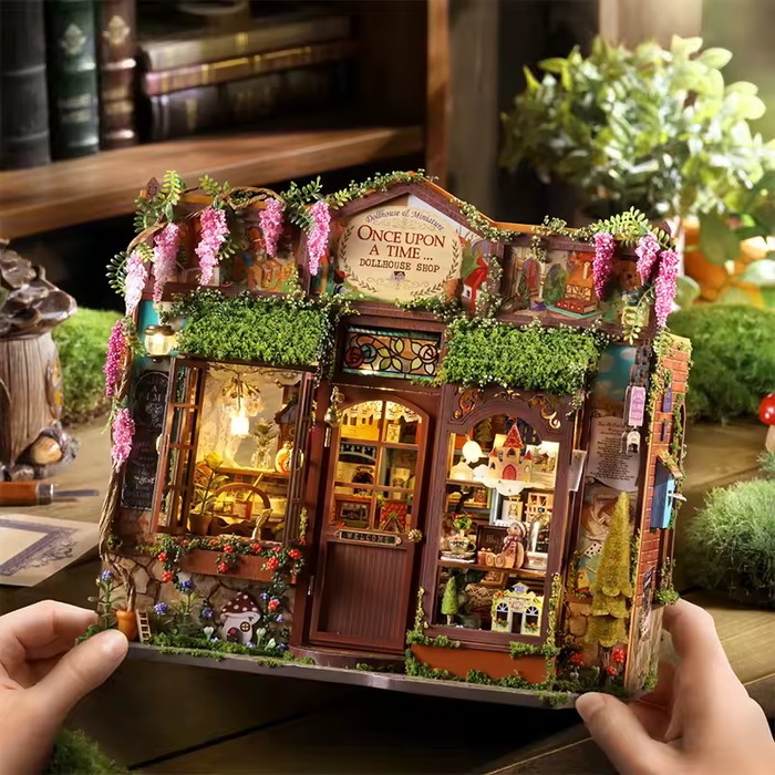 Once Upon a Time Dollhouse Kit - Miniature Wizardi Roombox Kit F07M5-71-F-068-A
