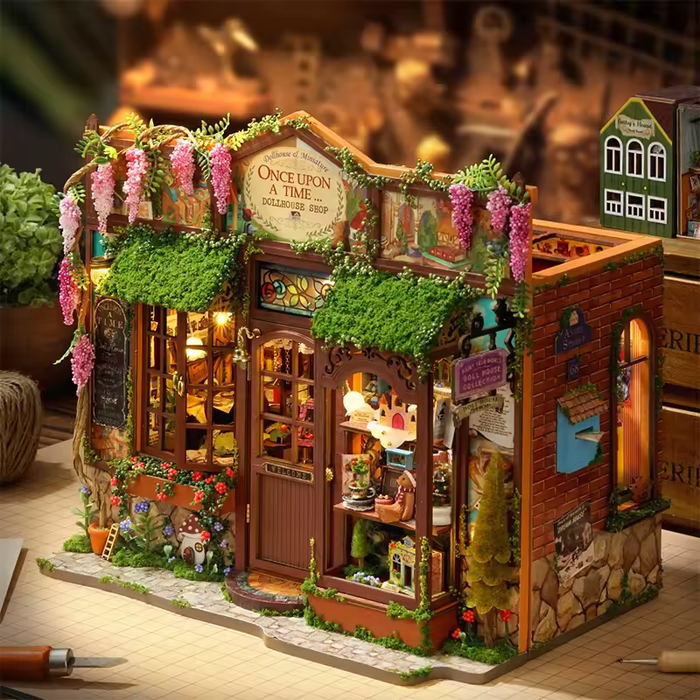 Once Upon a Time Dollhouse Kit - Miniature Wizardi Roombox Kit F07M5-71-F-068-A