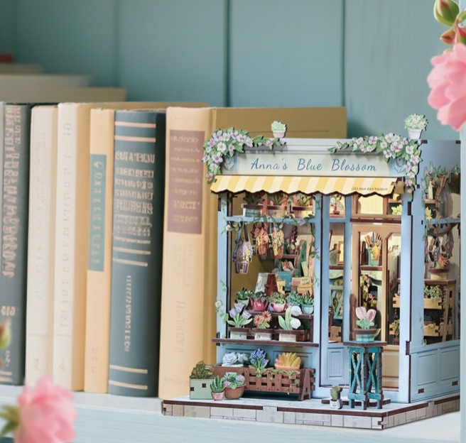 Anna's Blue Blossom Dollhouse Kit - Miniature Wizardi Roombox Kit F07M5-84-CWGC211