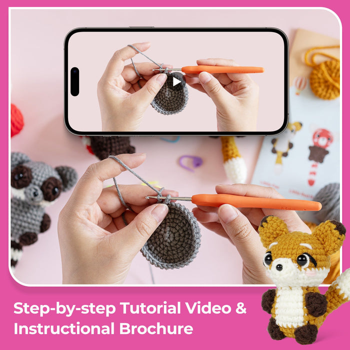 Red Panda, Raccoon & Fox Amigurumi Crochet Kit F07N8-M188