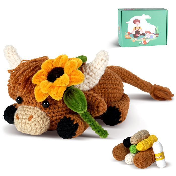 Highland Cow Amigurumi Crochet Kit F07N8-M242