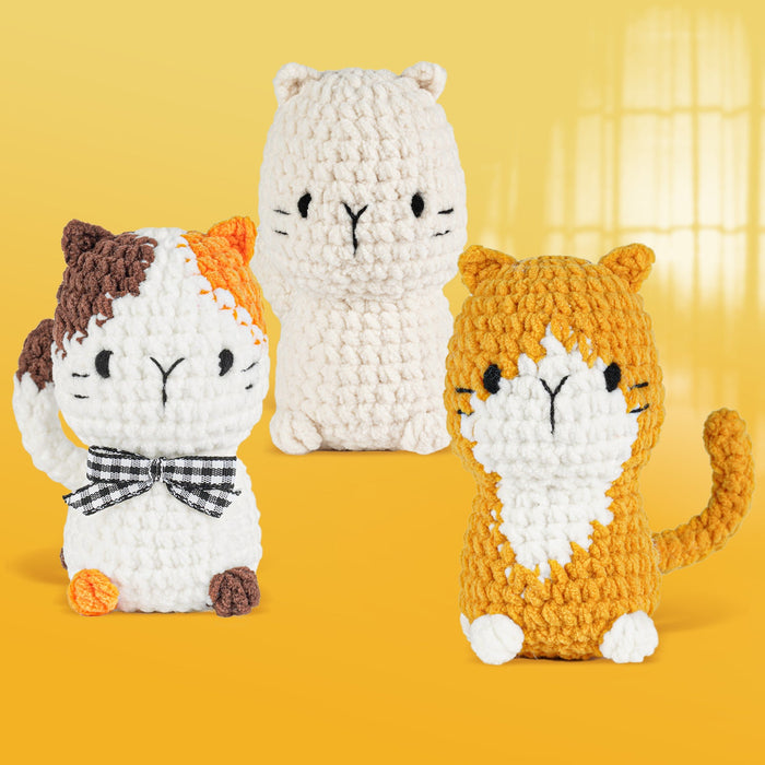 Sitting Kitten Amigurumi Crochet Kit F07N8-M270
