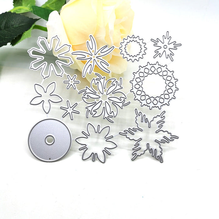 Snowflake Scrapbooking Cutting Die by Wizardi QJ106