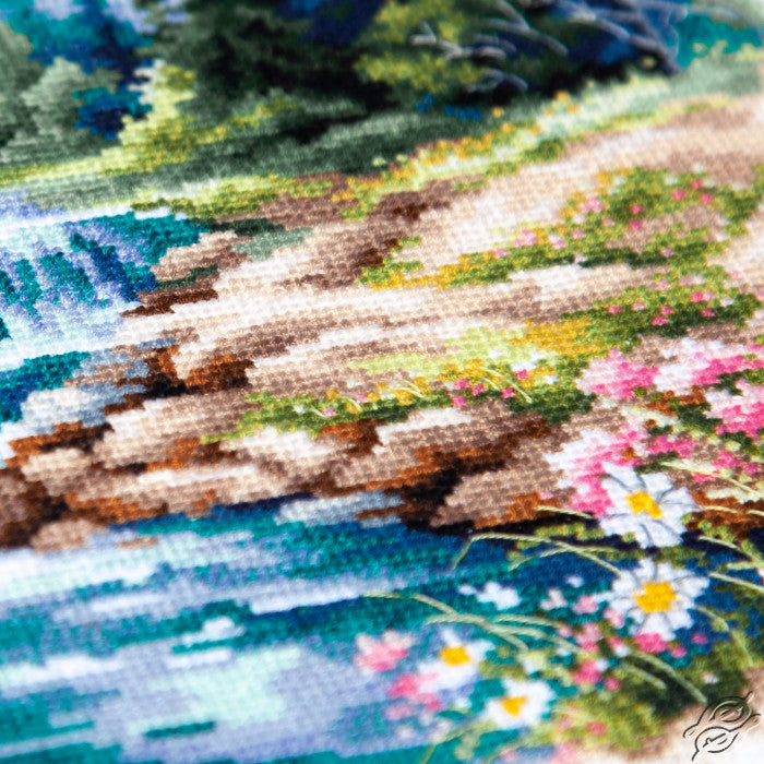 Life Flows 70-43 Counted Cross-Stitch Kit