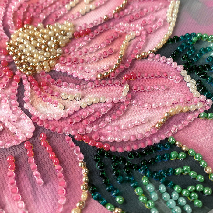Mini Bead embroidery kit - Petal Kiss AM-267