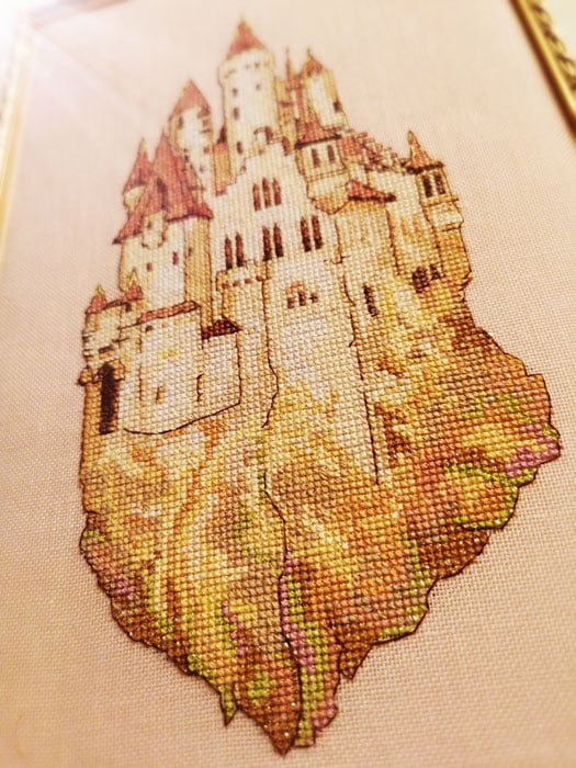 Suspended Castle 122-B003 K Counted Cross Stitch Kit