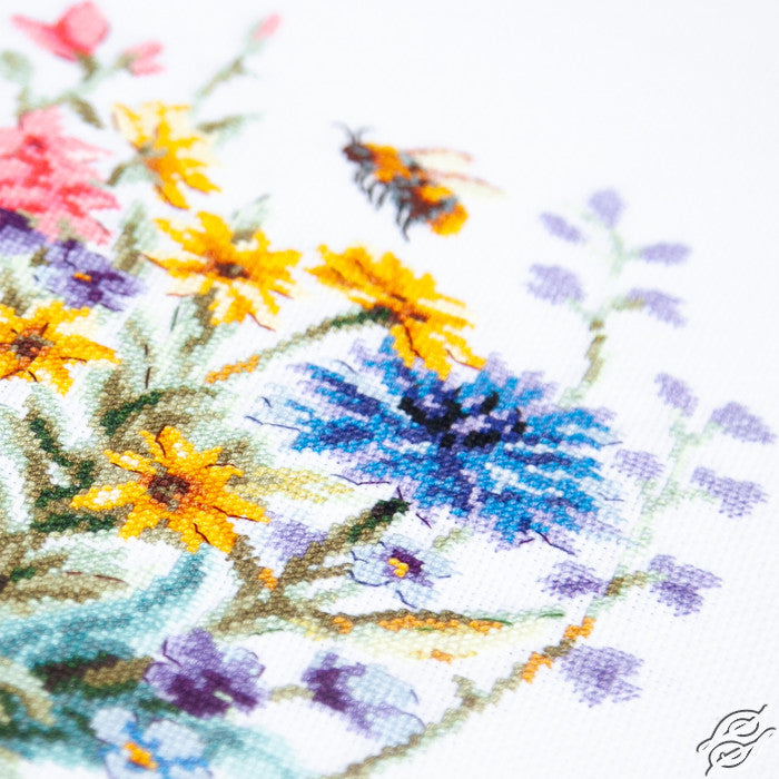 Summer Palette 70-59 Counted Cross-Stitch Kit