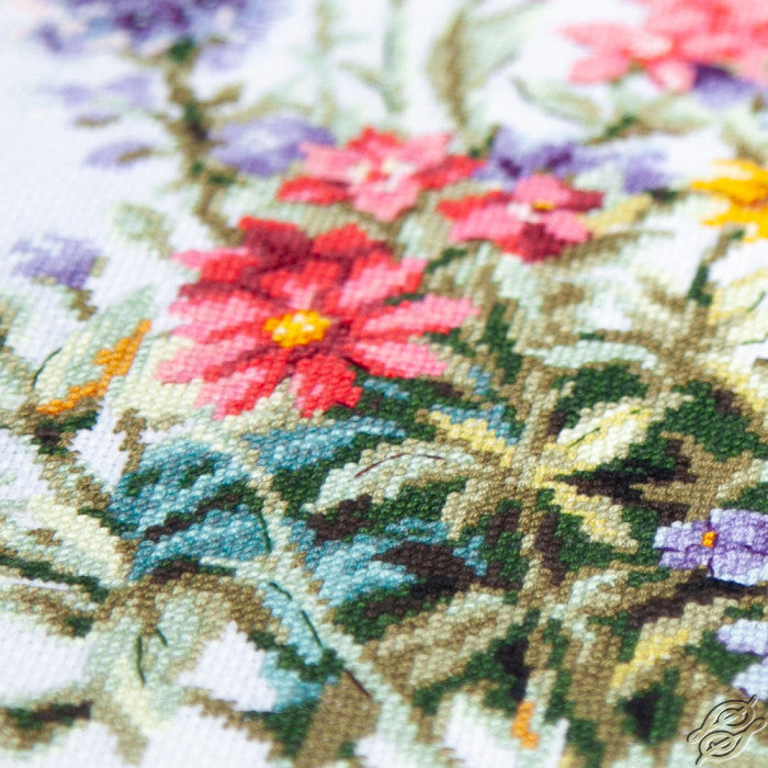 Summer Palette 70-59 Counted Cross-Stitch Kit
