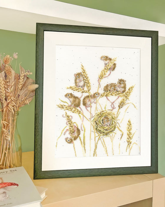 The Harvesters XHD151 Counted Cross Stitch Kit