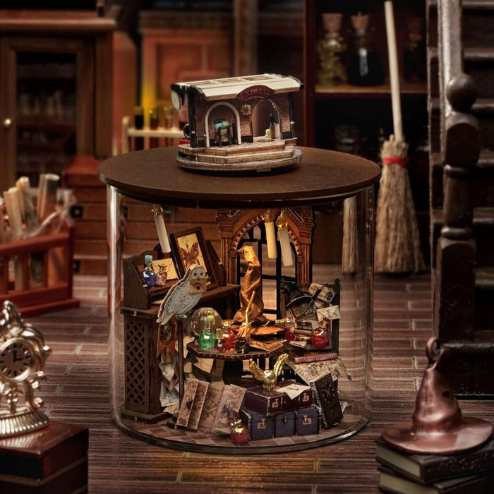 Miniature Wizardi Roombox Kit - Time Magic Dollhouse Kit