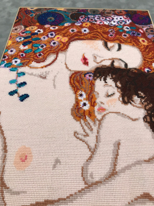 Motherly Love after G. Klimt`s Painting  R916 Counted Cross Stitch Kit
