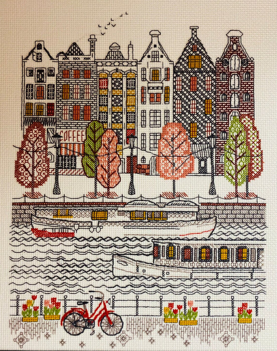 City on Water R2051 Counted Cross Stitch Kit
