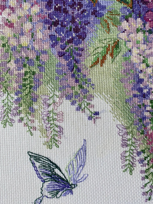 Wisteria R1672 Counted Cross Stitch Kit