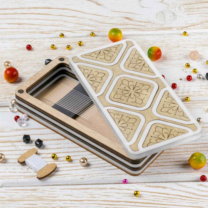 Magnetic Needle Case Large Light Stone Geometry FLZB(N)-182