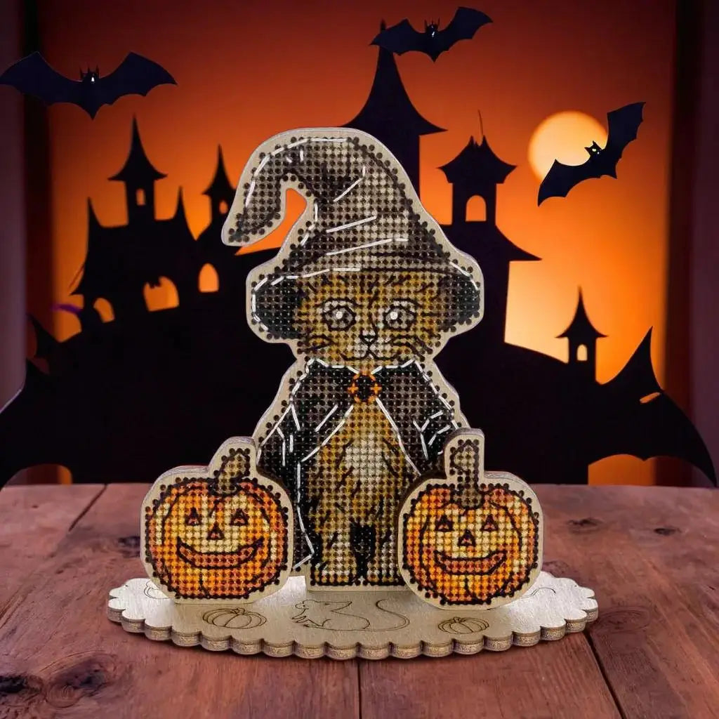 Wonderland Crafts - August 2024