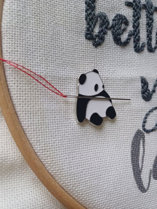 Panda Magnetic Needle Minder F07M10-2 Panda