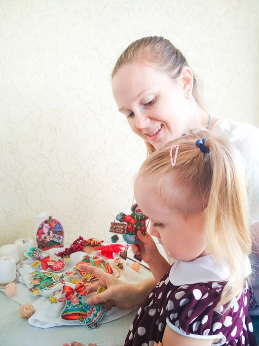 Christmas tree toy cross-stitch kit T-04C Set of pictures "Christmas toys"