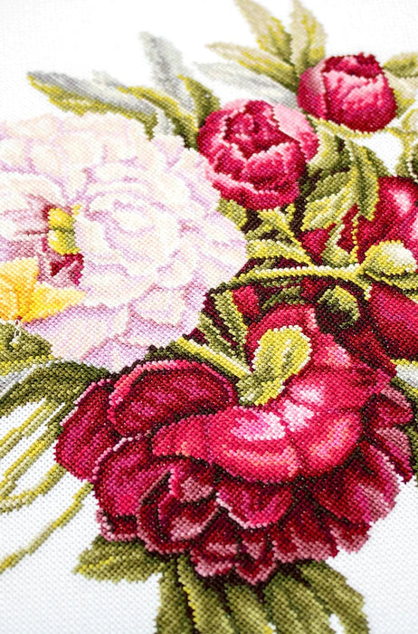 Bouquet with peonies B2354L Counted Cross-Stitch Kit
