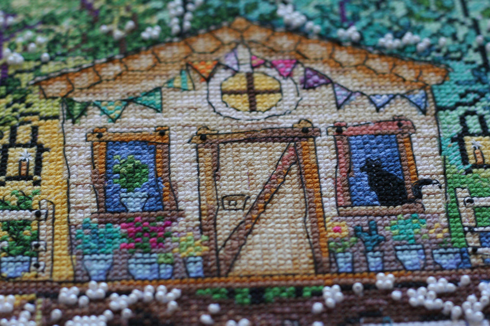 Cross-stitch kit Cat house AH-061