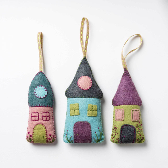Lavender Houses from Felt Craft Kit BRHOU3L