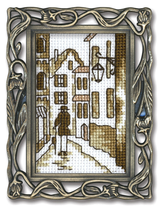 Old town FA013 Counted Cross Stitch Kit
