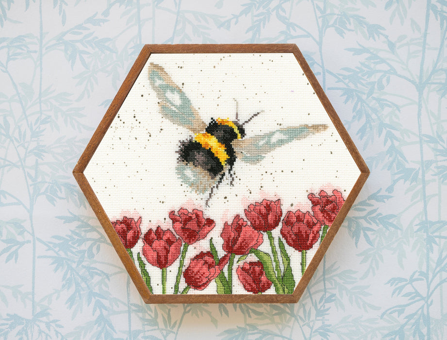 Flight Of The Bumble Bee XHD41 Counted Cross Stitch Kit