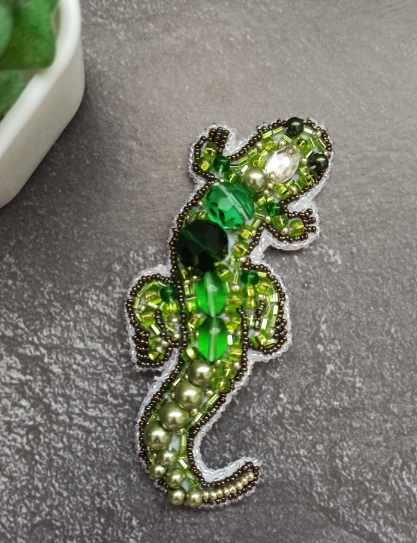 BP-227C Beadwork kit for creating brooch Crystal Art "Lizard"