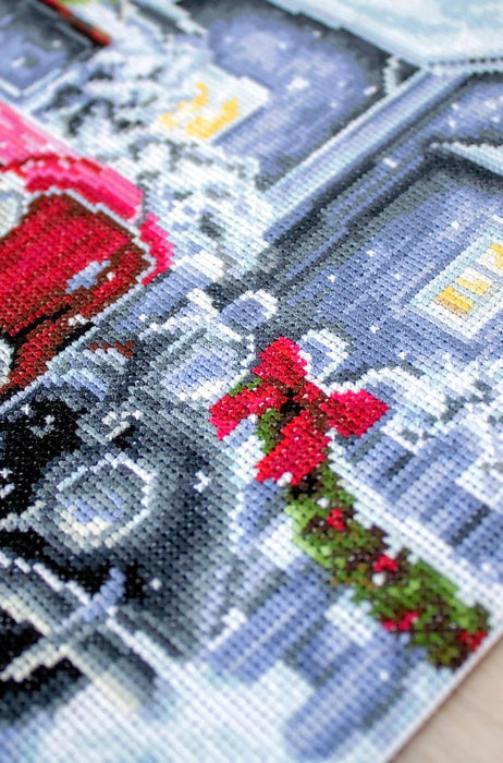 Winter Holidays BU4010L Counted Cross-Stitch Kit