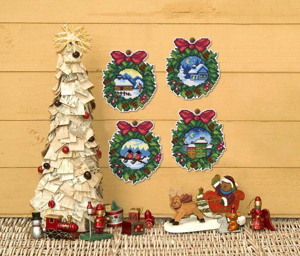 Counted cross stitch kit with plastic canvas "Christmas wreaths" set of 4 designs 7670 - Wizardi
