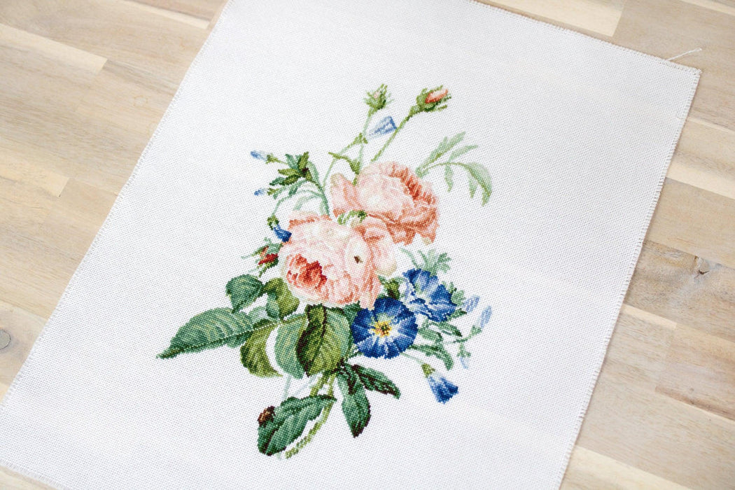 Bouquet with Roses B2351L Counted Cross-Stitch Kit