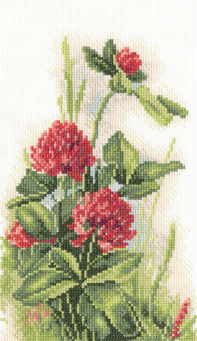 Clover M520 Counted Cross Stitch Kit