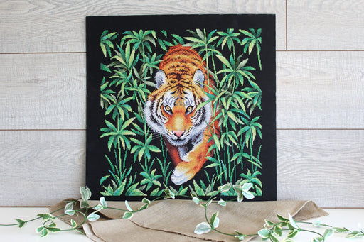 Master of the Jungle HB-756 Cross stitch kit - Wizardi