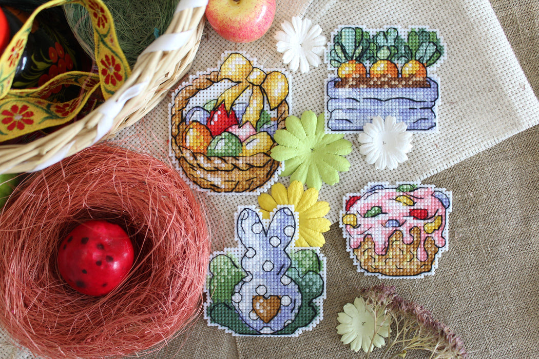 Rabbit and Carrots. Magnets SR-499 Plastic Canvas Counted Cross Stitch Kit - Wizardi